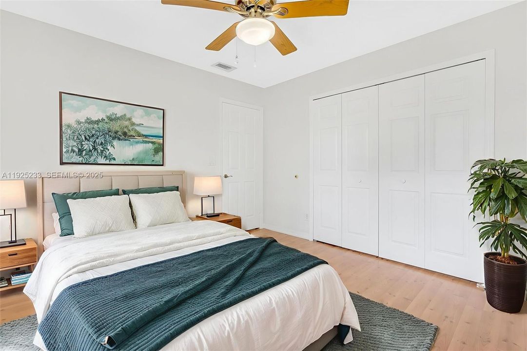 For Sale: $738,900 (4 beds, 2 baths, 2098 Square Feet)