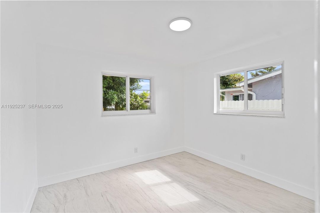 待售: $489,000 (3 贝兹, 2 浴室, 1299 平方英尺)