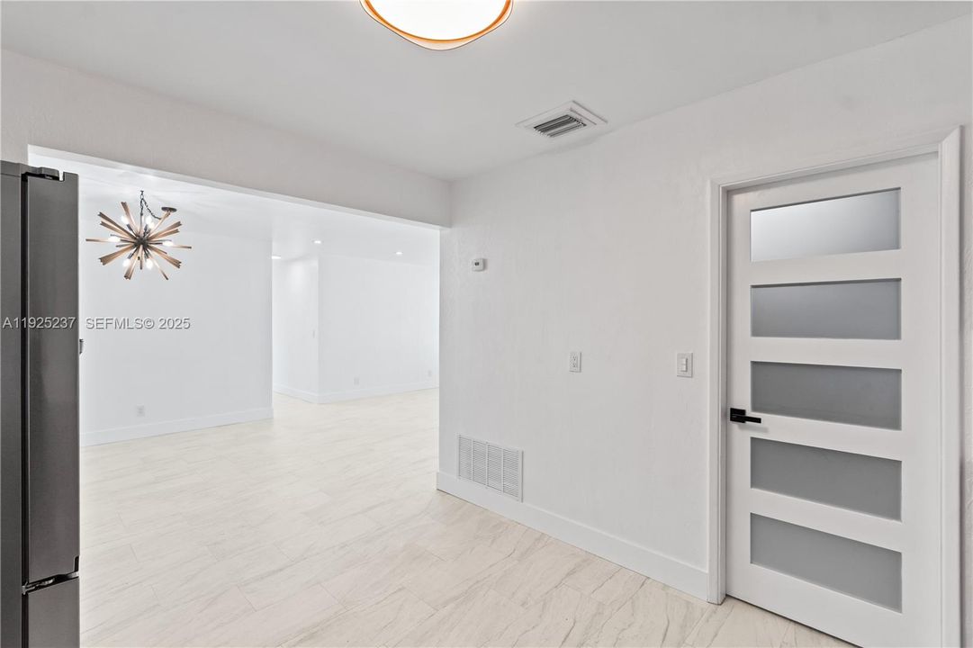 待售: $489,000 (3 贝兹, 2 浴室, 1299 平方英尺)