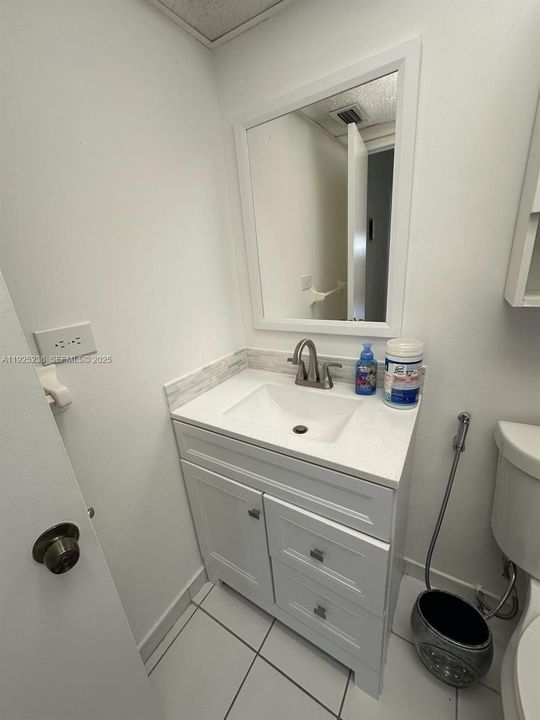 В аренду: $2,100 (1 спален, 1 ванн, 780 Квадратных фут)