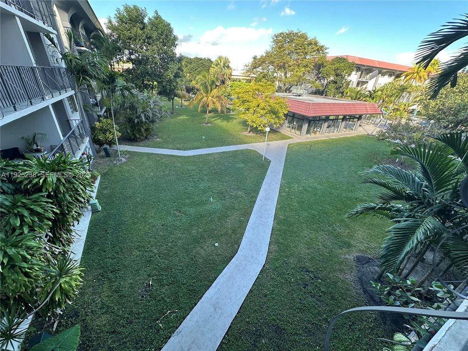 В аренду: $2,100 (1 спален, 1 ванн, 780 Квадратных фут)