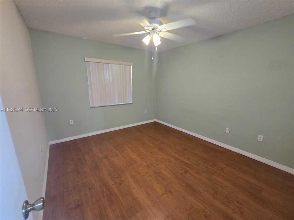 For Rent: $3,500 (3 beds, 2 baths, 1561 Square Feet)