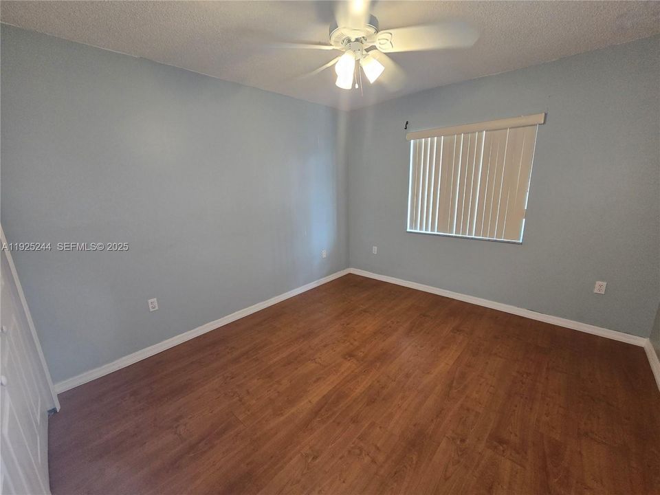 For Rent: $3,500 (3 beds, 2 baths, 1561 Square Feet)
