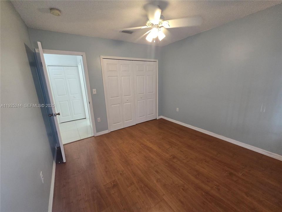 For Rent: $3,500 (3 beds, 2 baths, 1561 Square Feet)