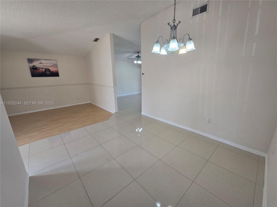 For Rent: $3,500 (3 beds, 2 baths, 1561 Square Feet)