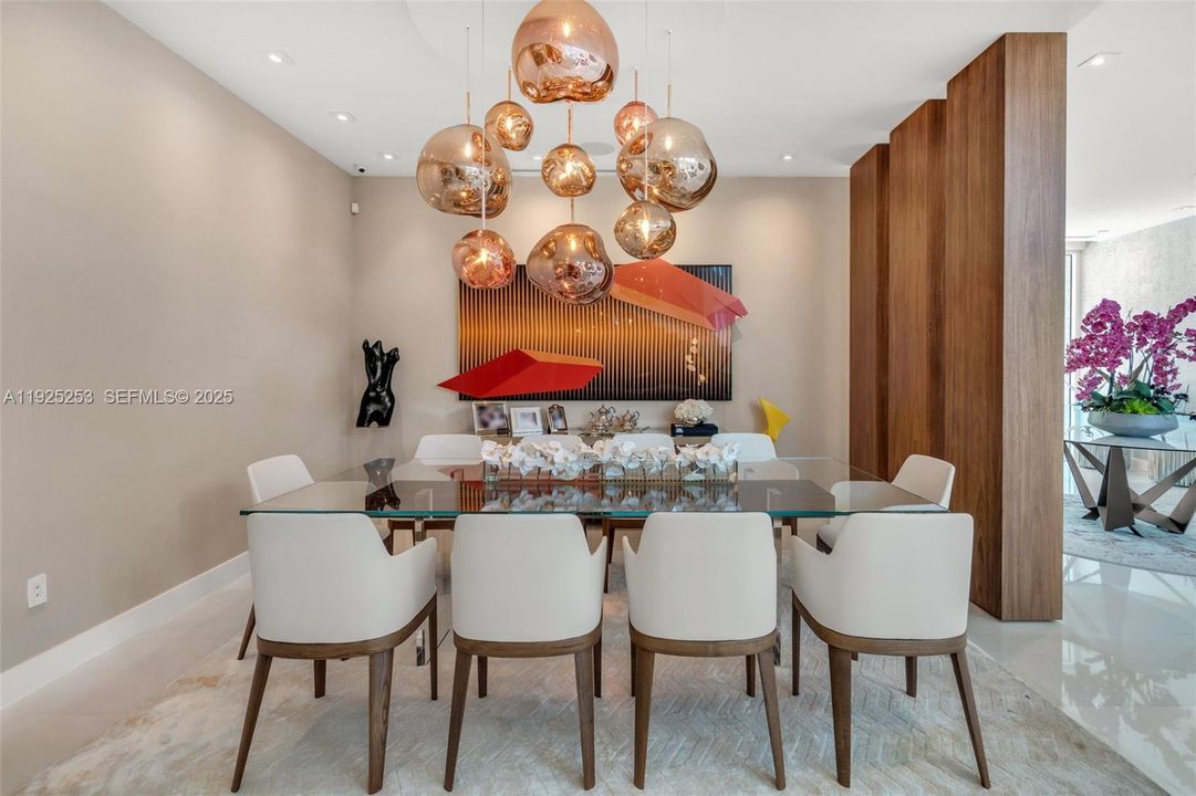 En Renta: $60,000 (6 camas, 6 baños, 6405 Pies cuadrados)