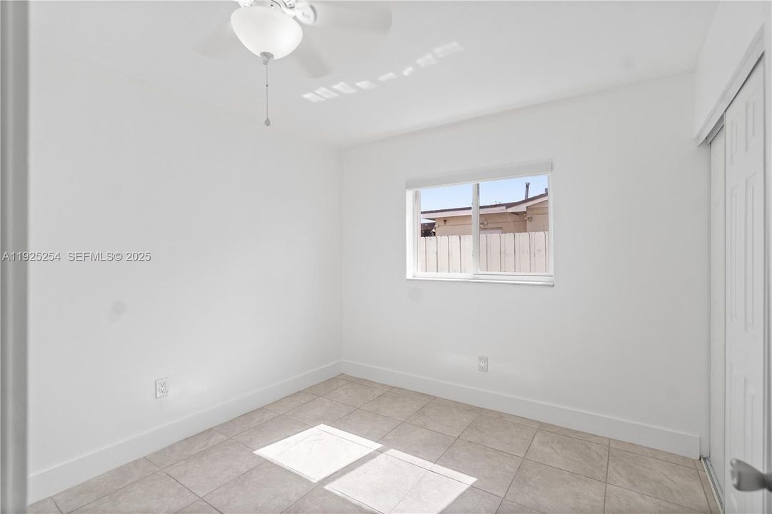 For Rent: $4,900 (4 beds, 2 baths, 1653 Square Feet)