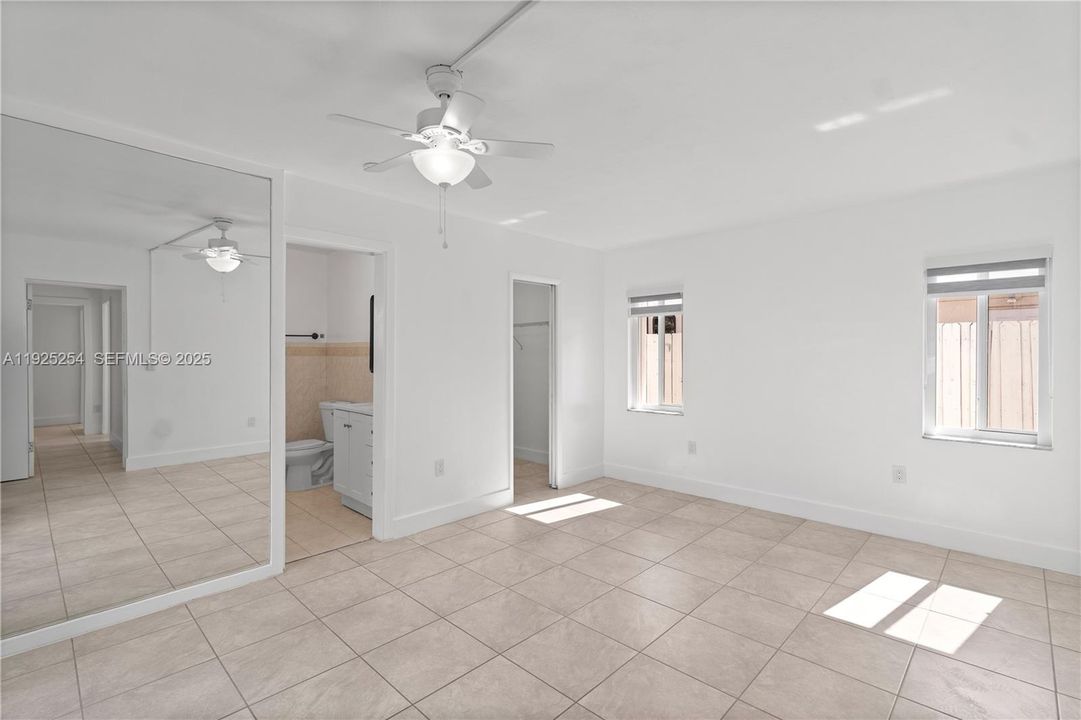 For Rent: $4,900 (4 beds, 2 baths, 1653 Square Feet)