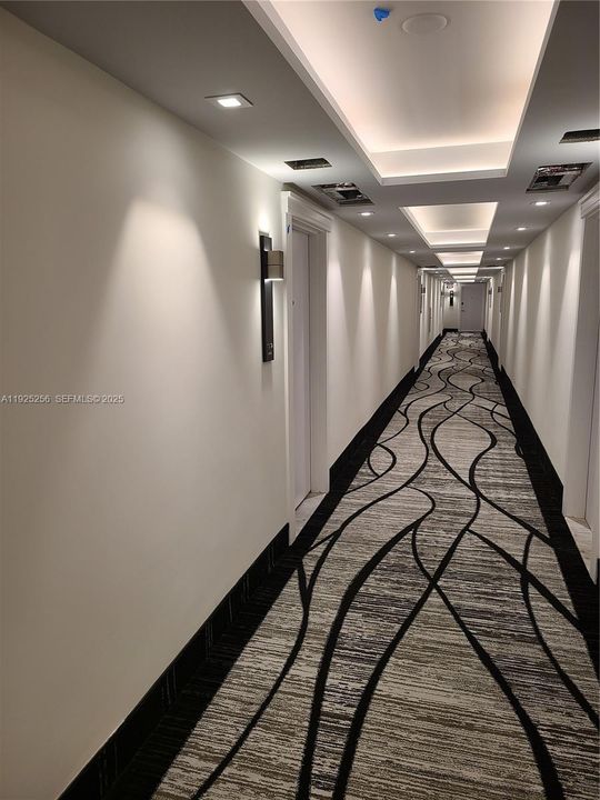 На продажу: $270,000 (0 спален, 1 ванн, 556 Квадратных фут)