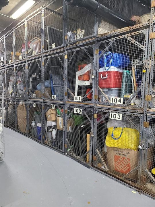 На продажу: $270,000 (0 спален, 1 ванн, 556 Квадратных фут)