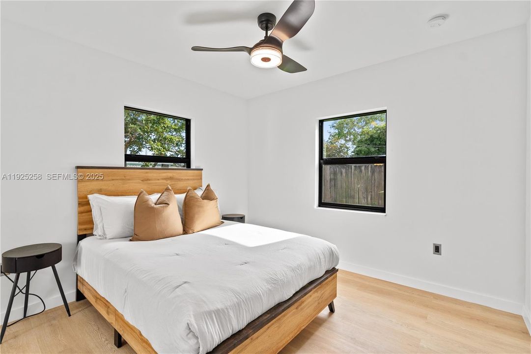 En Renta: $3,350 (3 camas, 2 baños, 1458 Pies cuadrados)