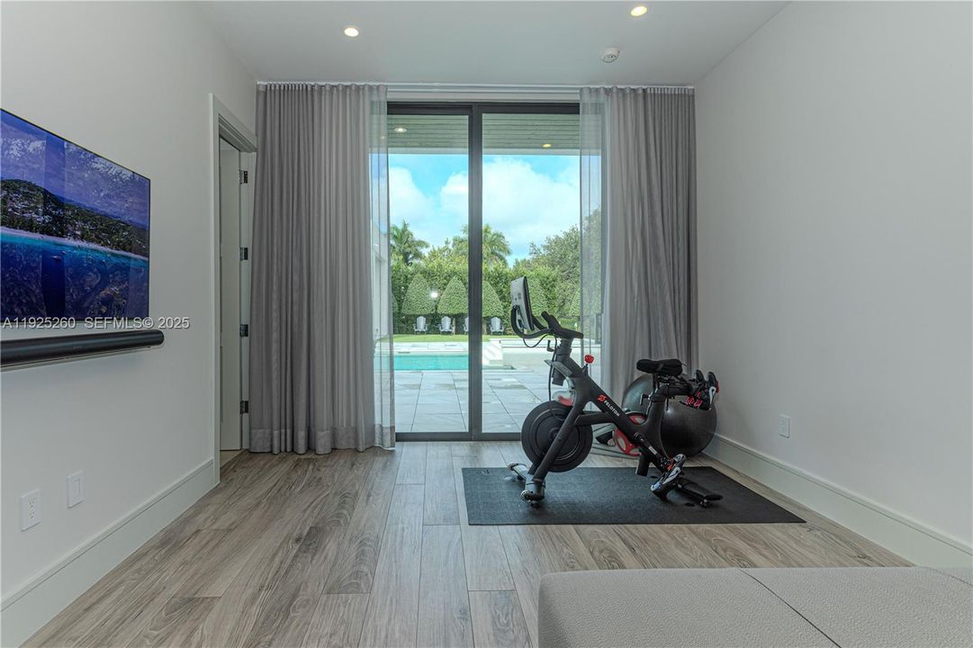 На продажу: $4,400,000 (5 спален, 6 ванн, 5532 Квадратных фут)