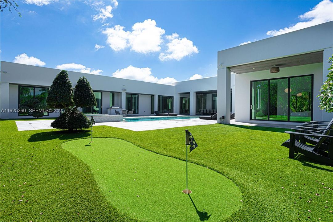 На продажу: $4,400,000 (5 спален, 6 ванн, 5532 Квадратных фут)