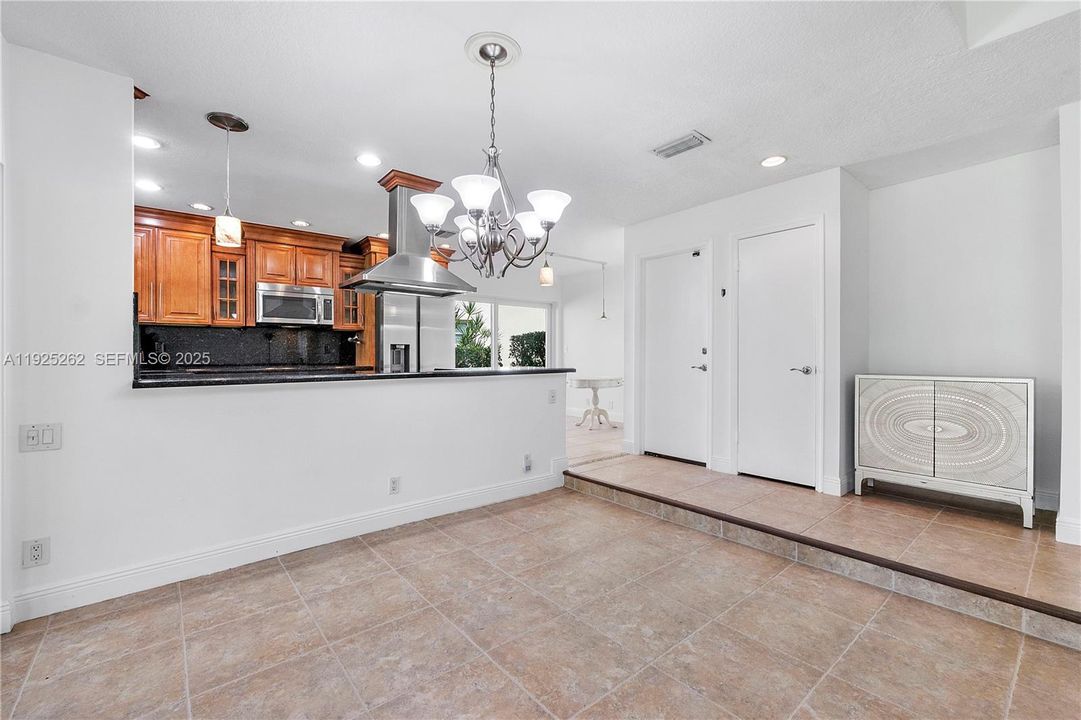 На продажу: $629,900 (3 спален, 2 ванн, 1658 Квадратных фут)