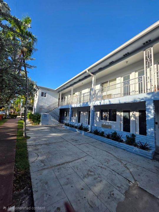 For Rent: $1,950 (2 beds, 2 baths, 600 Square Feet)