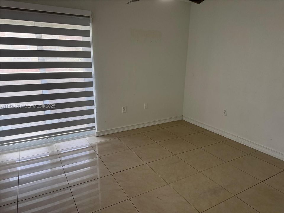 For Rent: $2,250 (2 beds, 2 baths, 859 Square Feet)