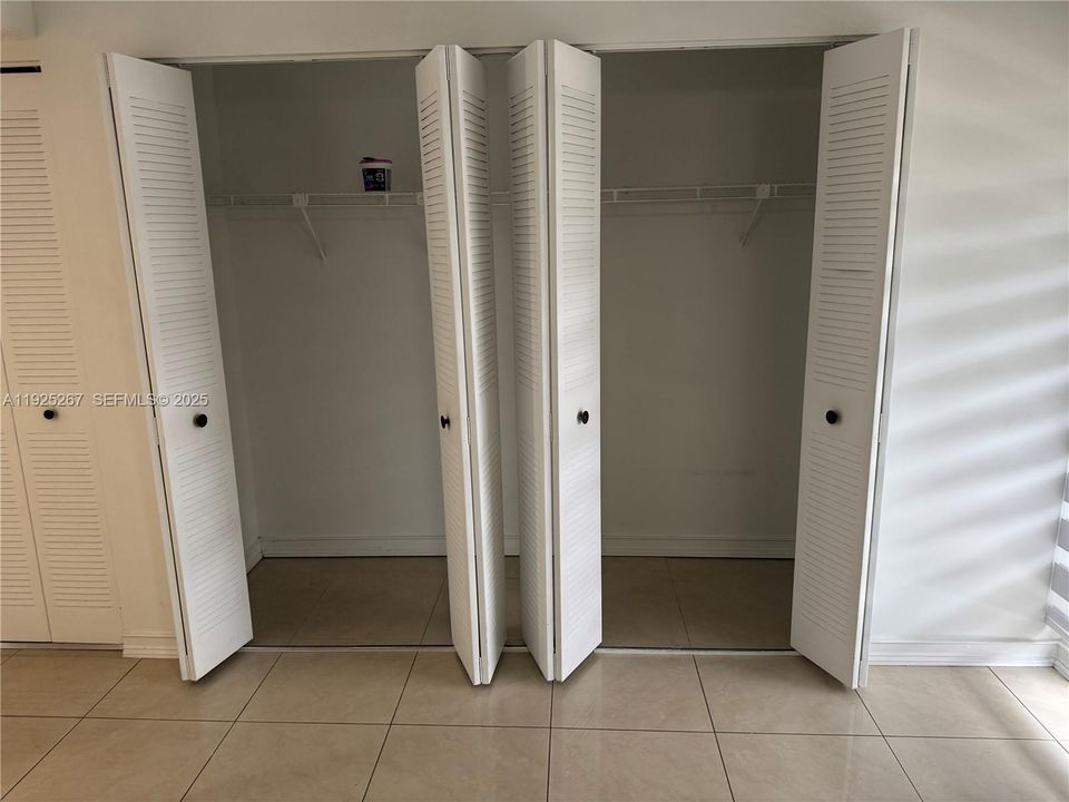 For Rent: $2,250 (2 beds, 2 baths, 859 Square Feet)