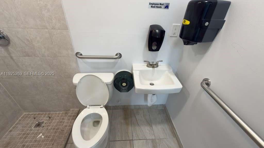 En Renta: $4,100 (0 camas, 0 baños, 0 Pies cuadrados)