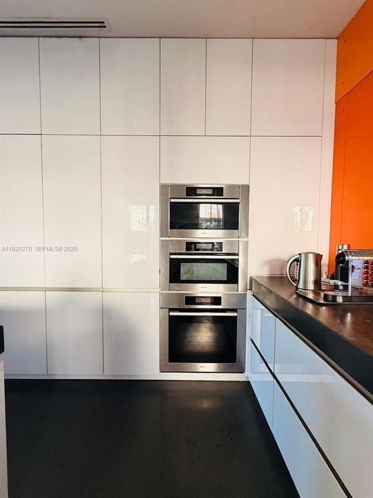 En Renta: $14,000 (4 camas, 3 baños, 3200 Pies cuadrados)