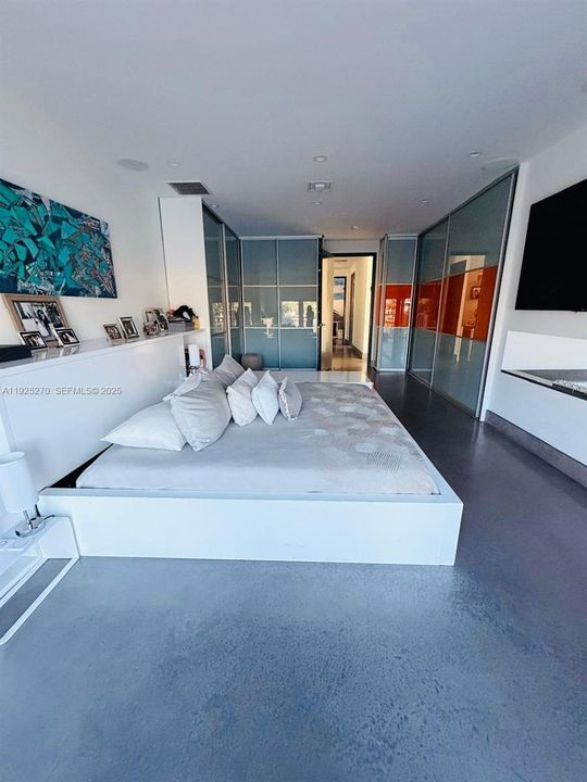 En Renta: $14,000 (4 camas, 3 baños, 3200 Pies cuadrados)