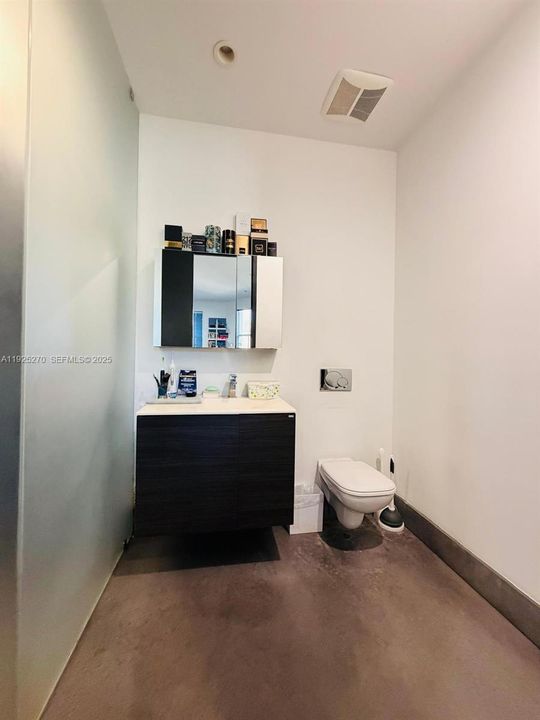 En Renta: $14,000 (4 camas, 3 baños, 3200 Pies cuadrados)