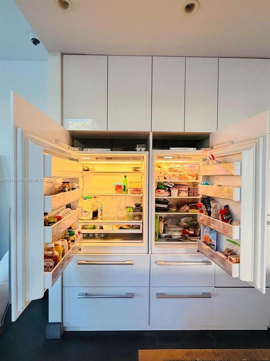 En Renta: $14,000 (4 camas, 3 baños, 3200 Pies cuadrados)