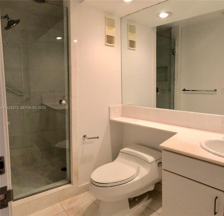 For Sale: $950,000 (2 beds, 2 baths, 1910 Square Feet)