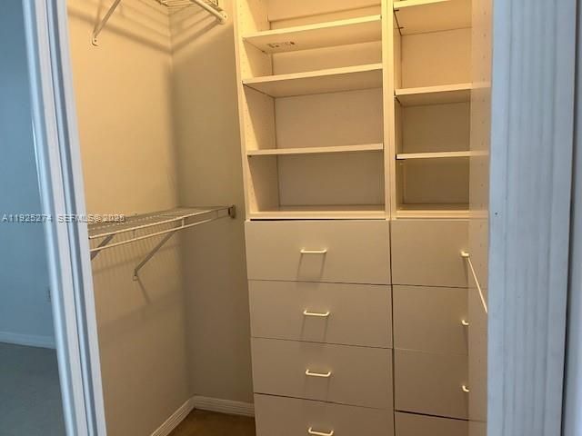 出租: $3,900 (3 贝兹, 2 浴室, 1648 平方英尺)