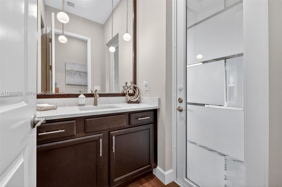 На продажу: $975,000 (3 спален, 3 ванн, 3108 Квадратных фут)