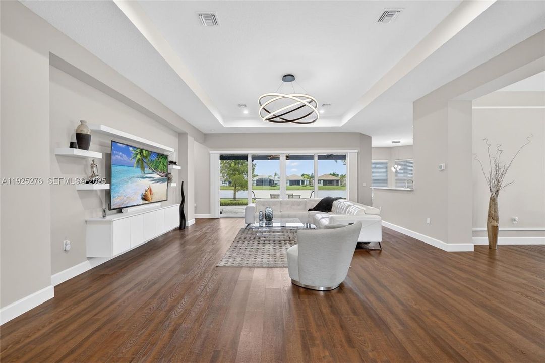 На продажу: $975,000 (3 спален, 3 ванн, 3108 Квадратных фут)