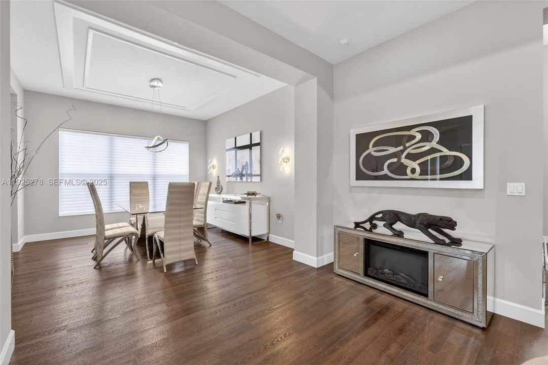 На продажу: $975,000 (3 спален, 3 ванн, 3108 Квадратных фут)