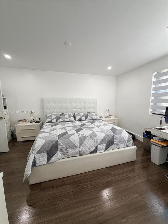 For Rent: $3,000 (3 beds, 2 baths, 1451 Square Feet)