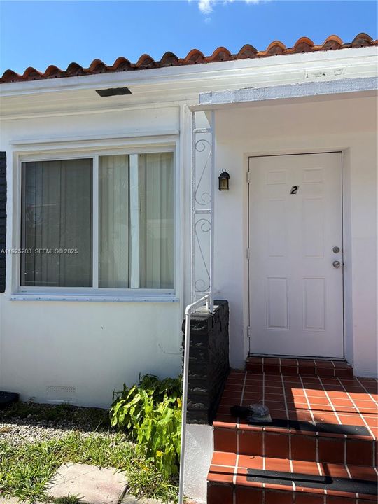 В аренду: $1,500 (1 спален, 1 ванн, 3416 Квадратных фут)