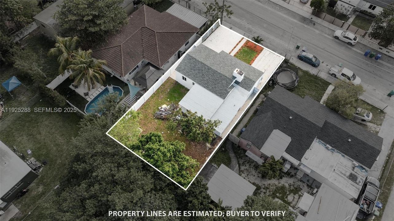 For Sale: $565,000 (4 beds, 3 baths, 1563 Square Feet)