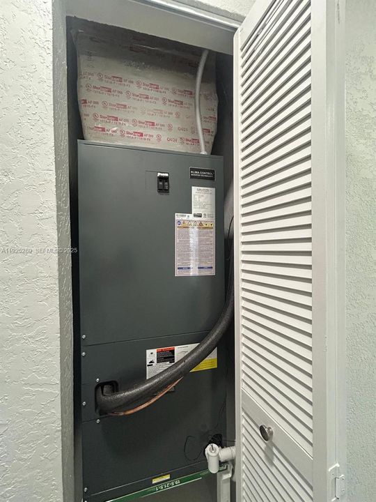 待售: $419,900 (3 贝兹, 2 浴室, 925 平方英尺)