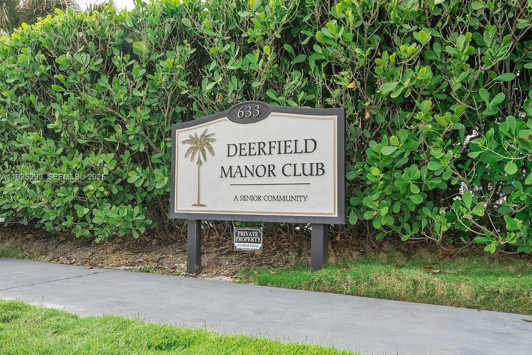 На продажу: $305,000 (1 спален, 1 ванн, 700 Квадратных фут)