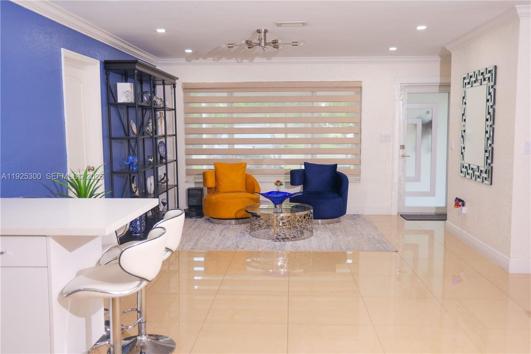 En Venta: $679,900 (3 camas, 2 baños, 1599 Pies cuadrados)