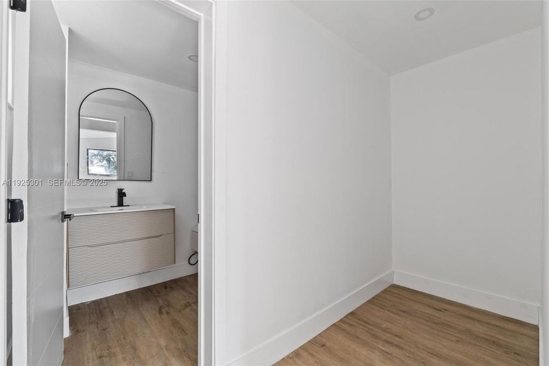 На продажу: $539,000 (4 спален, 3 ванн, 1021 Квадратных фут)