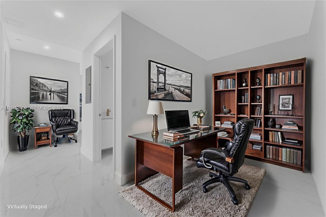 For Sale: $1,599,000 (2 beds, 3 baths, 1542 Square Feet)