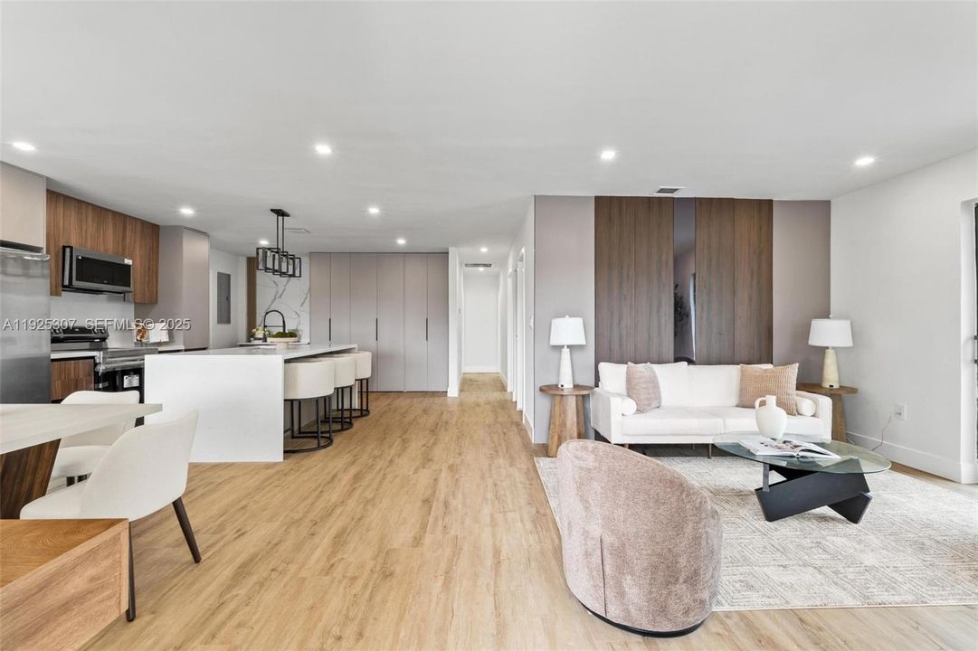 待售: $709,000 (4 贝兹, 3 浴室, 0 平方英尺)