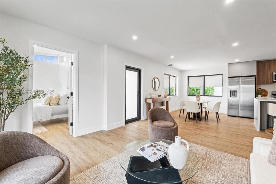 待售: $709,000 (4 贝兹, 3 浴室, 0 平方英尺)