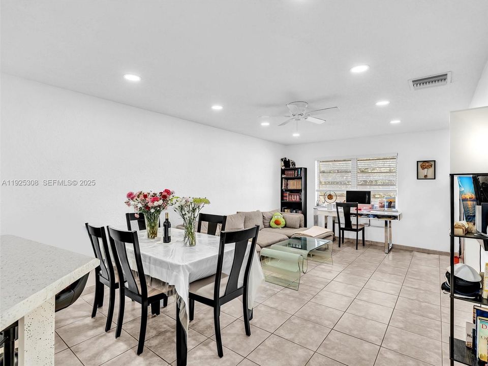 В аренду: $1,950 (1 спален, 1 ванн, 860 Квадратных фут)