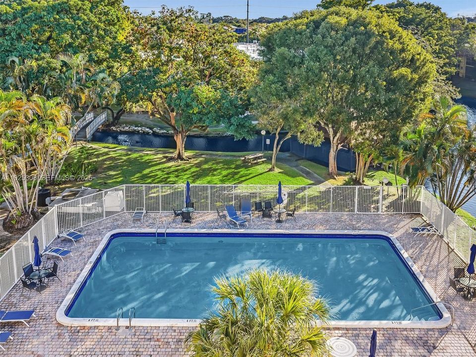 В аренду: $1,950 (1 спален, 1 ванн, 860 Квадратных фут)