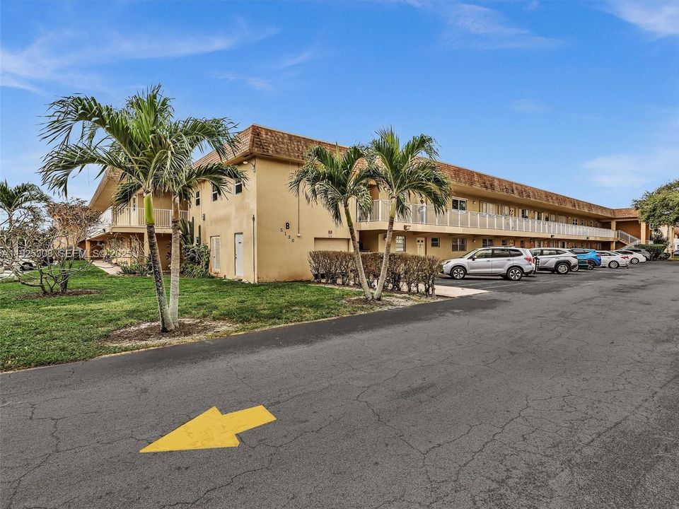 В аренду: $1,950 (1 спален, 1 ванн, 860 Квадратных фут)