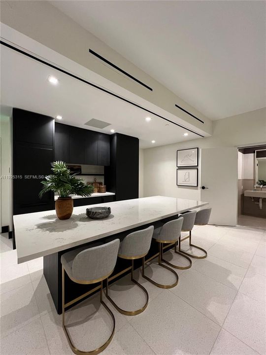 В аренду: $3,500 (1 спален, 1 ванн, 558 Квадратных фут)