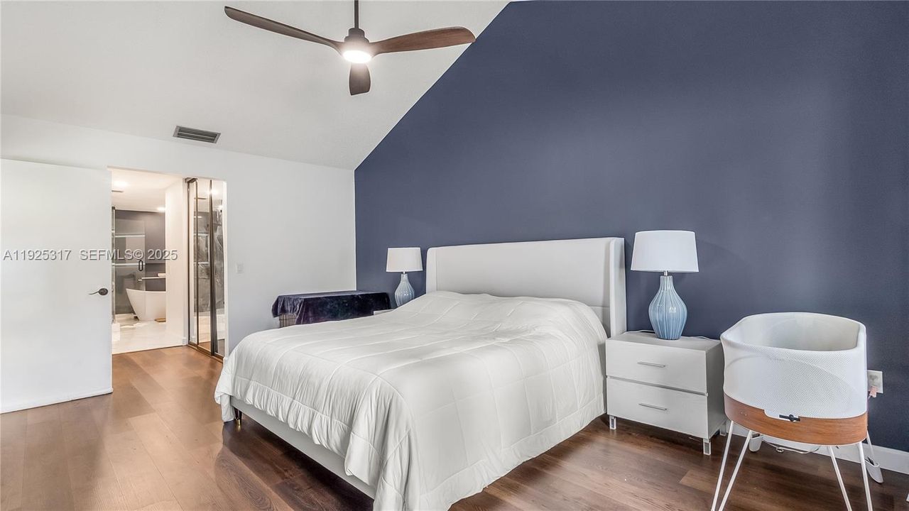 For Sale: $600,000 (3 beds, 2 baths, 1945 Square Feet)