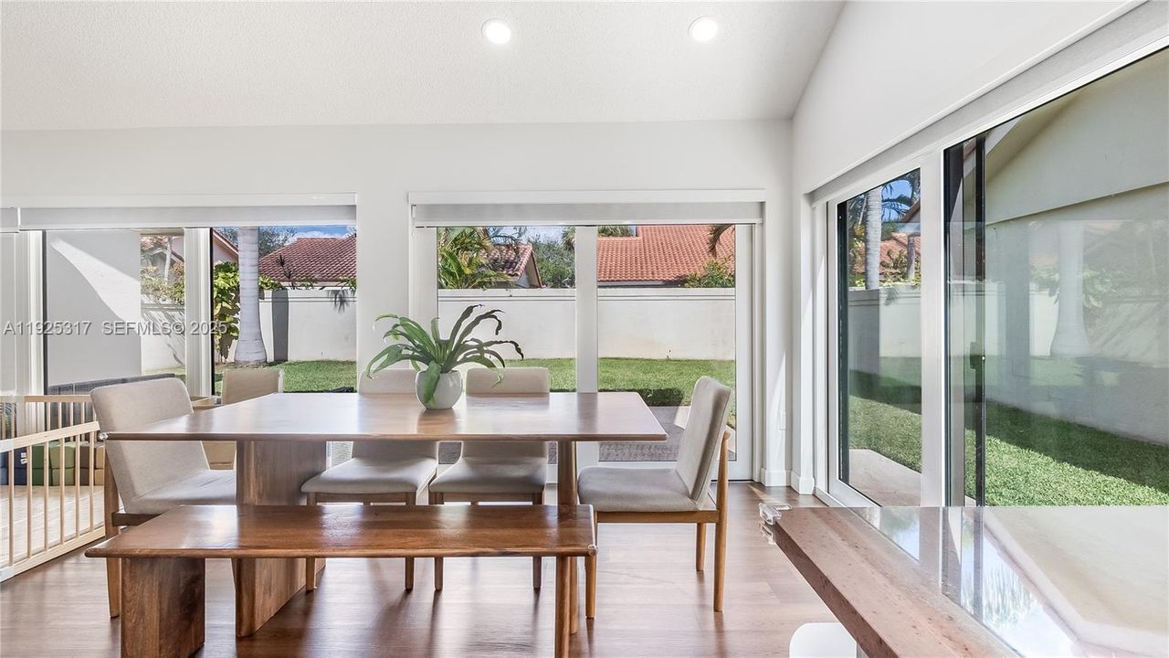 For Sale: $600,000 (3 beds, 2 baths, 1945 Square Feet)