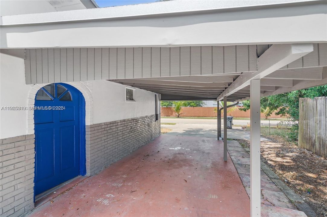 En Renta: $3,595 (3 camas, 2 baños, 1437 Pies cuadrados)