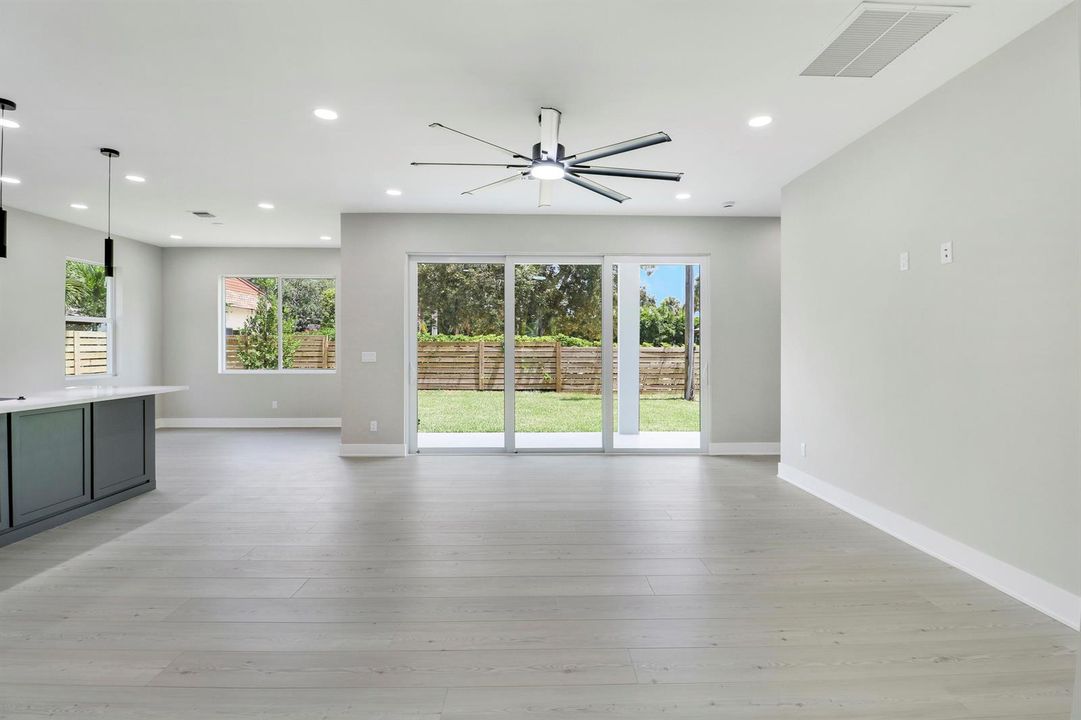 House3-43