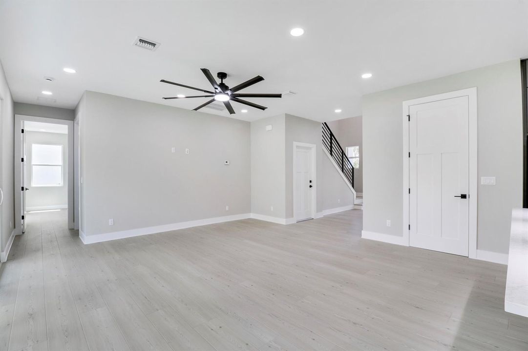House3-42